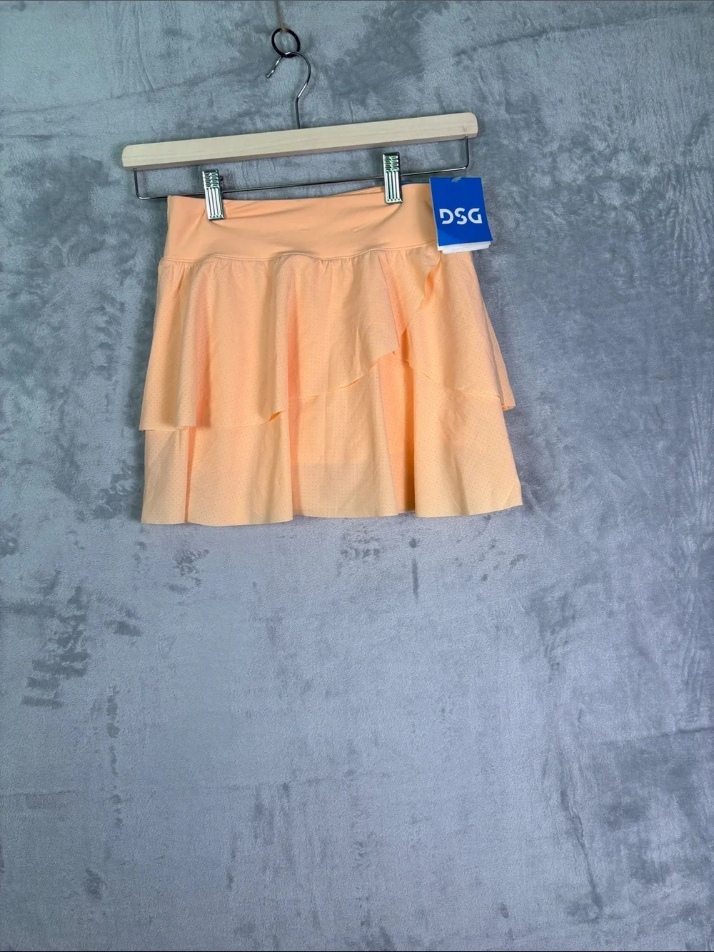 NWT New DSG Coral Performance Mid-Rise Skort Size Girls Large (14)